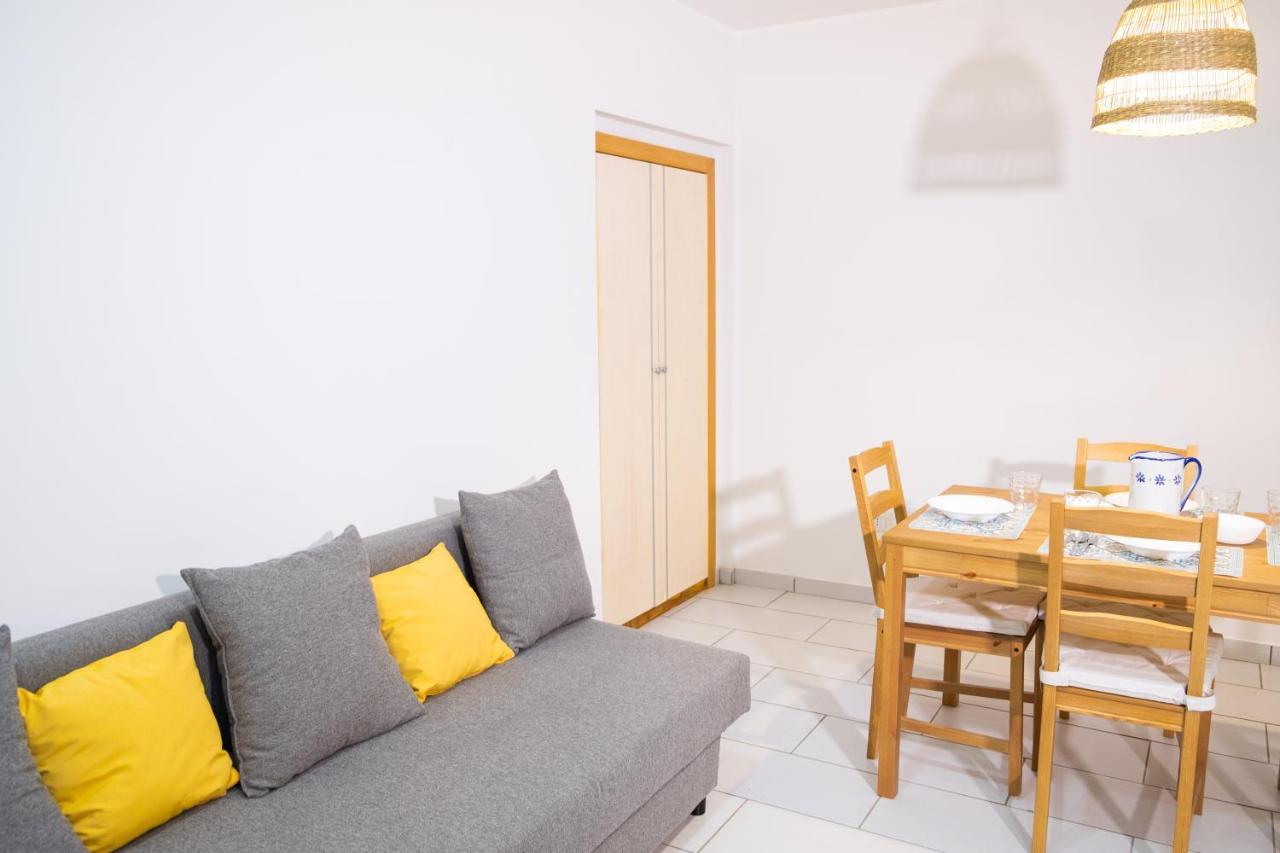 Le Dimore Di Emilia - Casa Bea เนเปิลส์ ภายนอก รูปภาพ